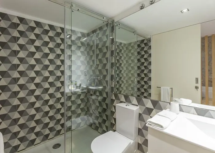 Old Stone Flats By Host Wise Appartement Porto