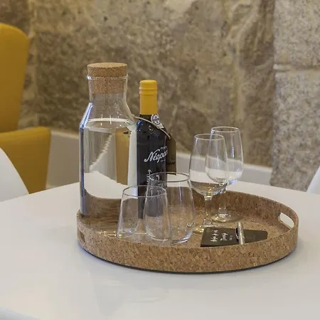 Appartamento Old Stone Flats By Host Wise *